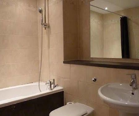 Fresh Apartments Манчестер Экстерьер фото